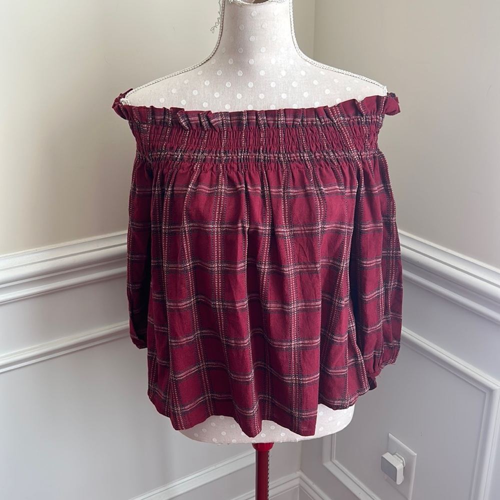Signature Eight Off Shoulder Burgundy Plaid Top Sz M